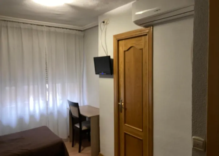 Conde David ゲストハウス サラマンカ